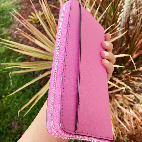 Kate Spade Zip-Around Continental Wallet - Picture 3 of 4